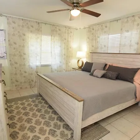 New England 3Bd 2Bt Home Heated Pool Close To Siesta Sarasota Esterno foto